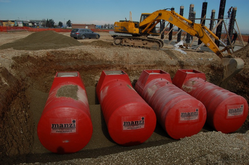 Petrol Tank — foto 1